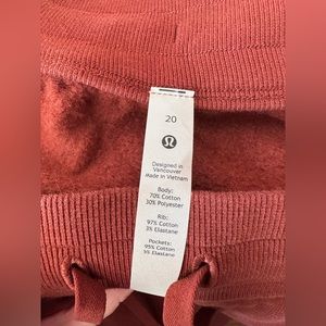 Lululemon scuba high rise jogger